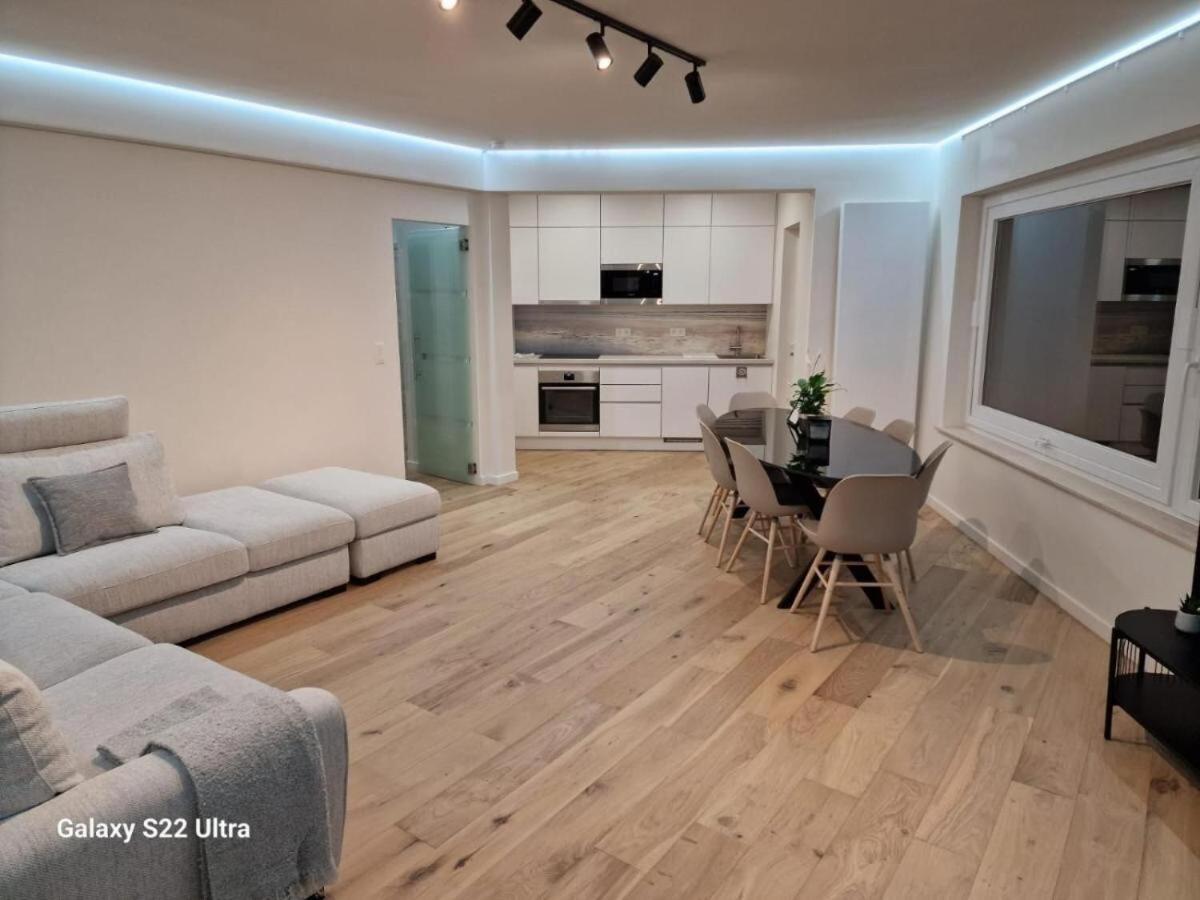 Luxury Renovated 3 Rooms Apartment 오스텐드 외부 사진